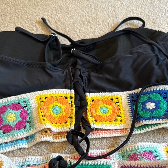 Black Crochet Trim Bikini Set - Picture 4 of 5